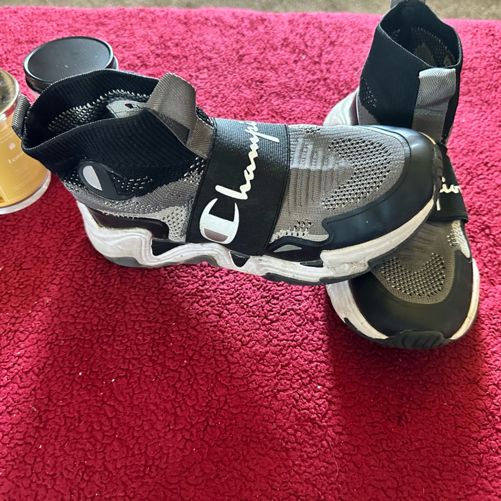 Champion Fit shoes - size 4y